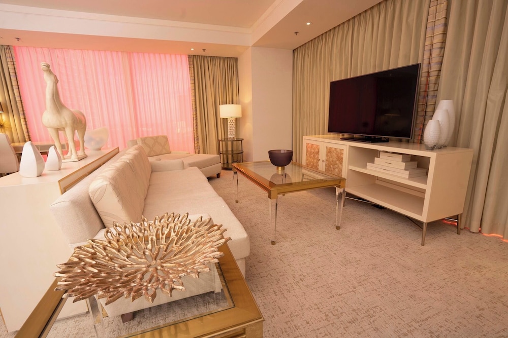 Luxury Penthouse photo 3