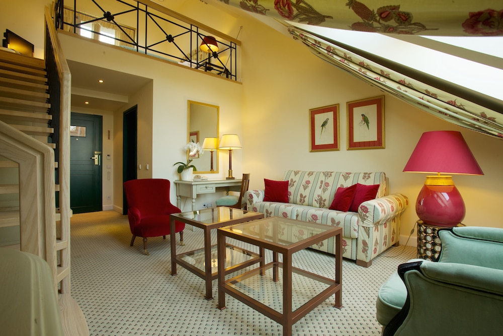 Family Room with SPA access - Photo 1
