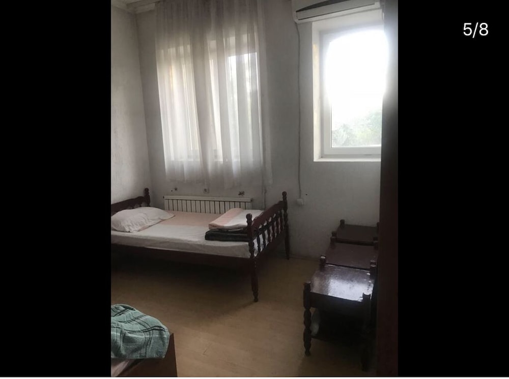 Basic Double Or Twin Room, Shared Bathroom photo 1
