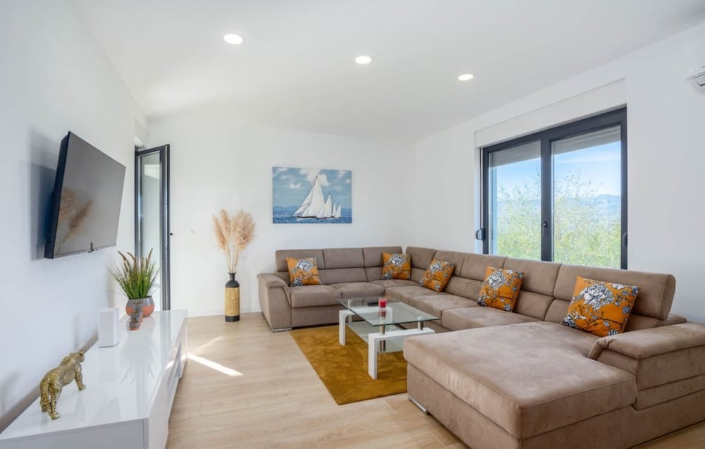 House (Marijana - Modern With Pool - H(6+2)) photo 2