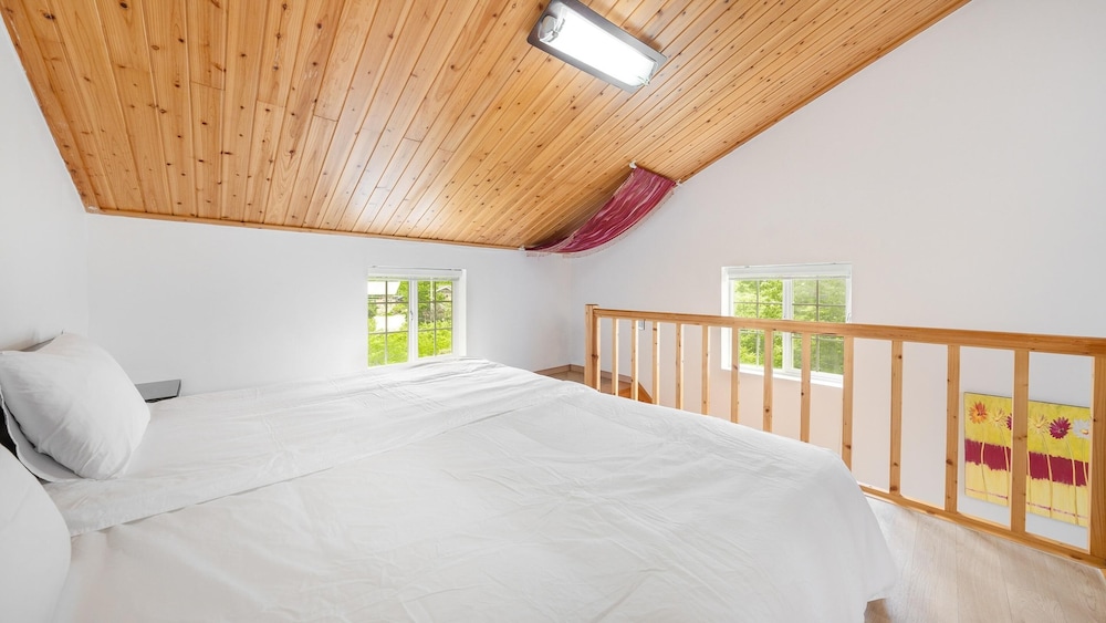 Basic Room, 1 Bedroom (Gae nari) - Photo 6