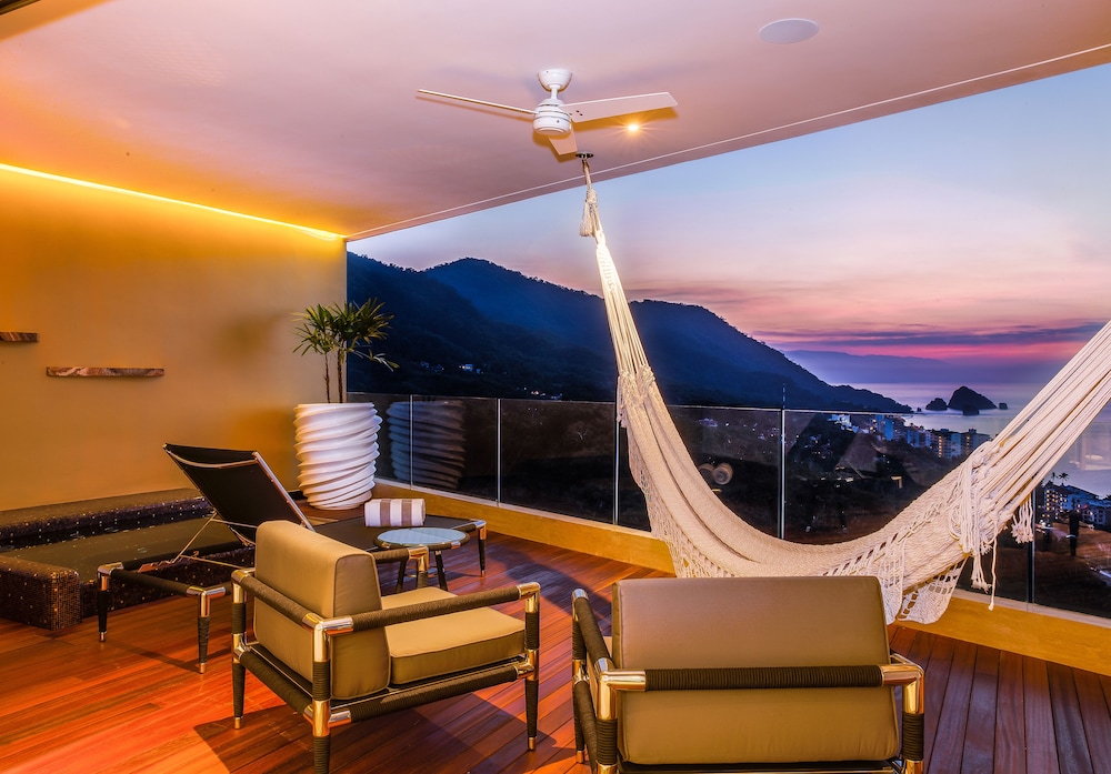 Ultra Suite North - Photo 4
