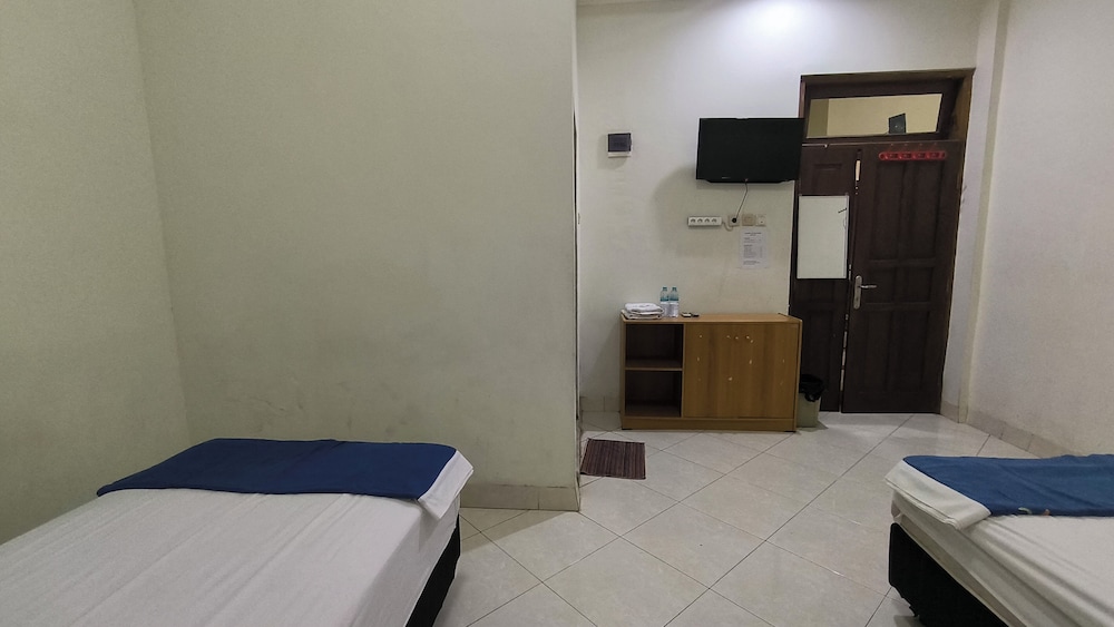 Deluxe Twin Room - Photo 7