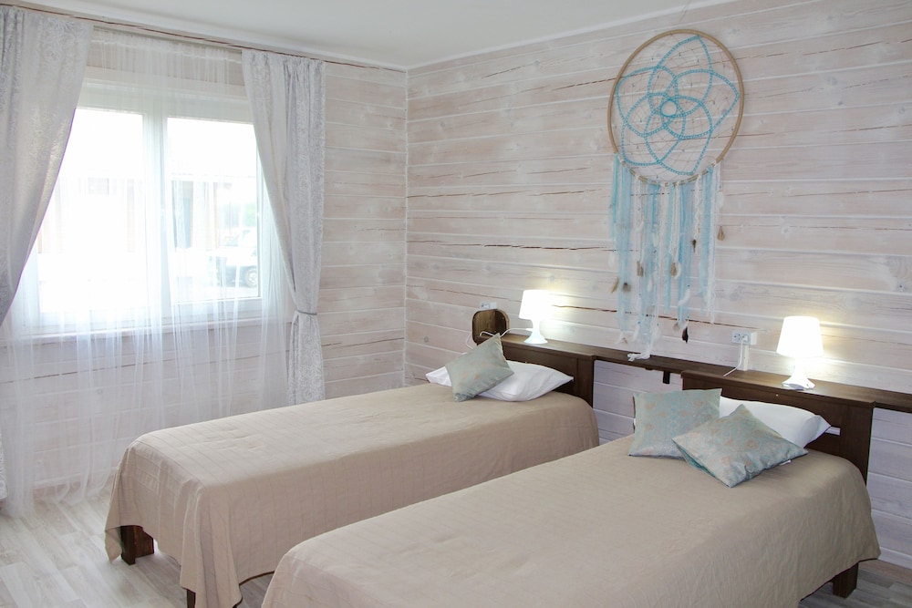 Basic Double or Twin Room, Garden View photo 2