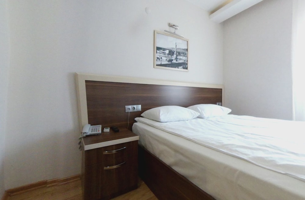 Family Double Room - Photo 1