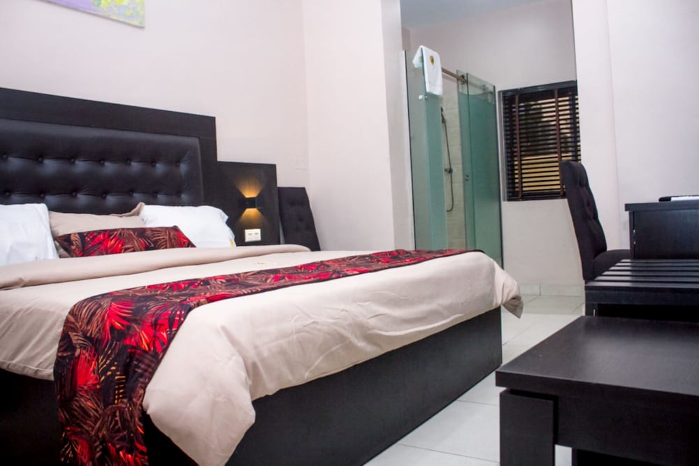 Executive Room - Photo 1
