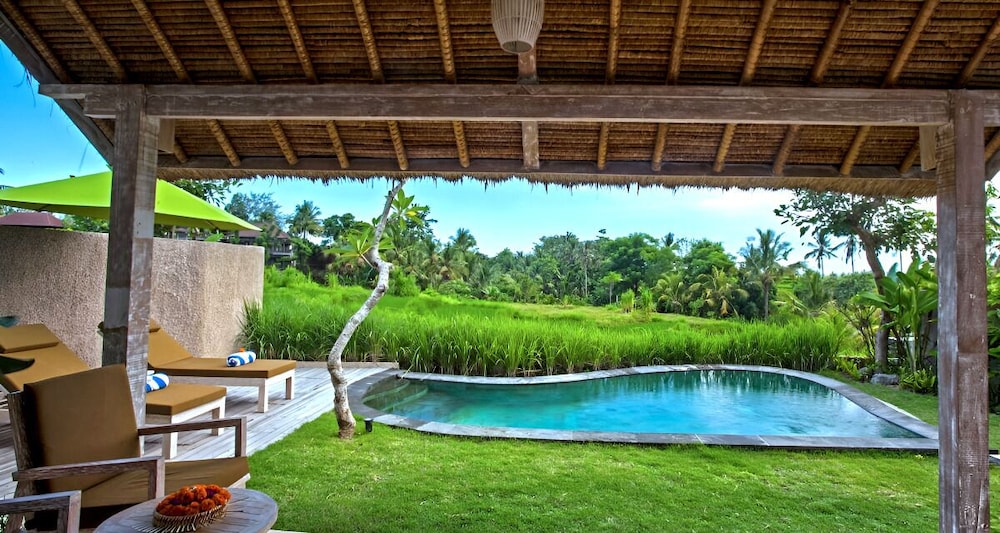 Villa with private Pool photo 3