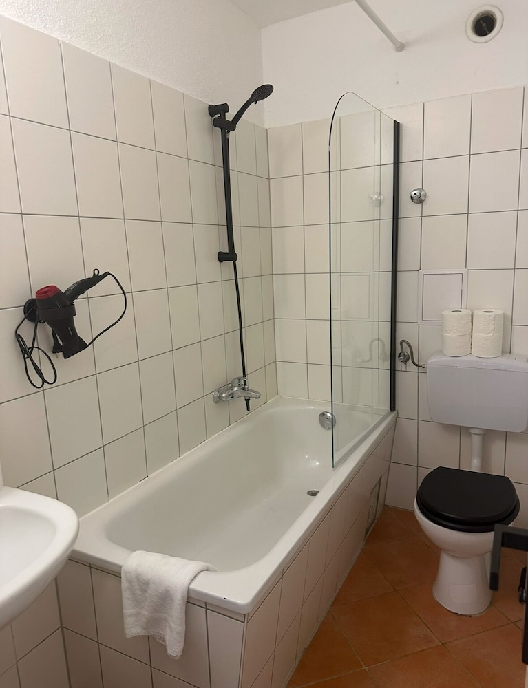 Standard Condo, 1 Bedroom (Excluding 85 Euro Cleaning Fee) photo 2