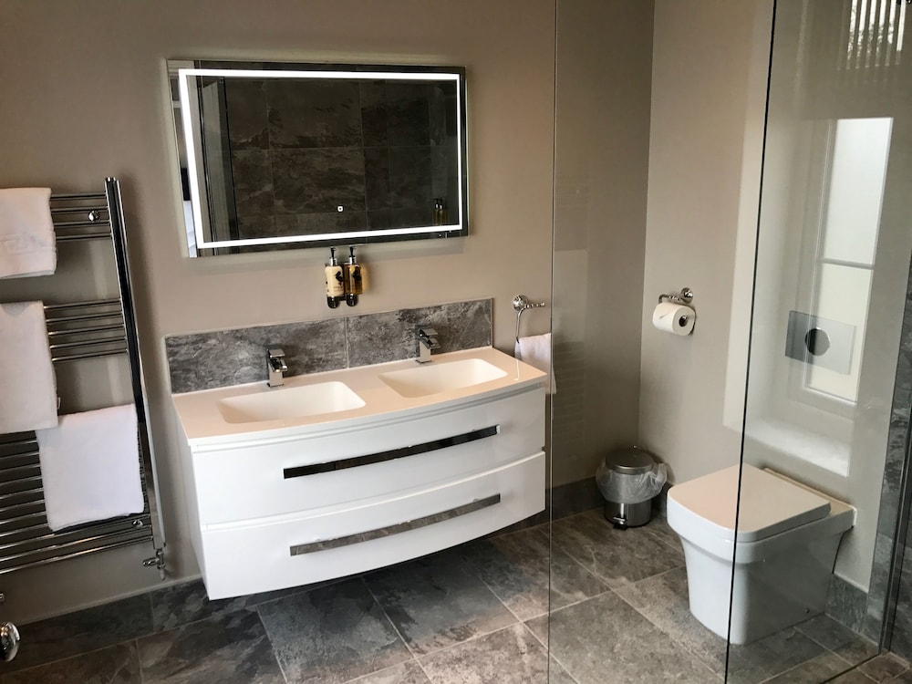 Raven Hotell, Bilde 18