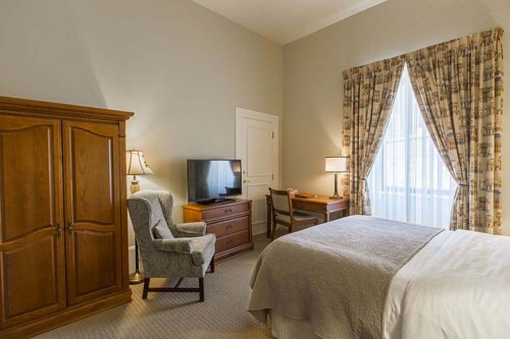 Superior Room, 1 Queen Bed - Photo 5