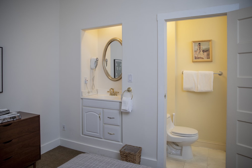 Standard Double Room, Ensuite