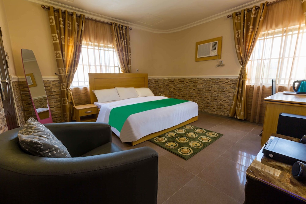 Suite, 1 King Bed