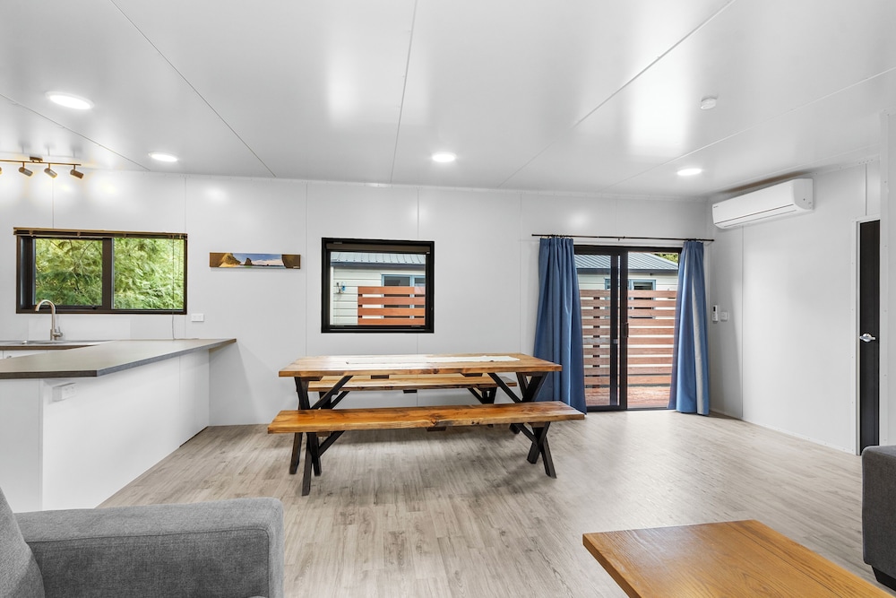 2 Bedroom Unit