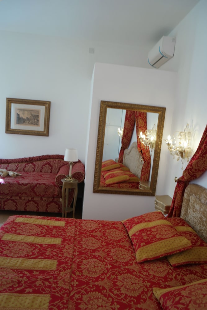 Apartment, 3 Bedrooms, Non Smoking photo 2