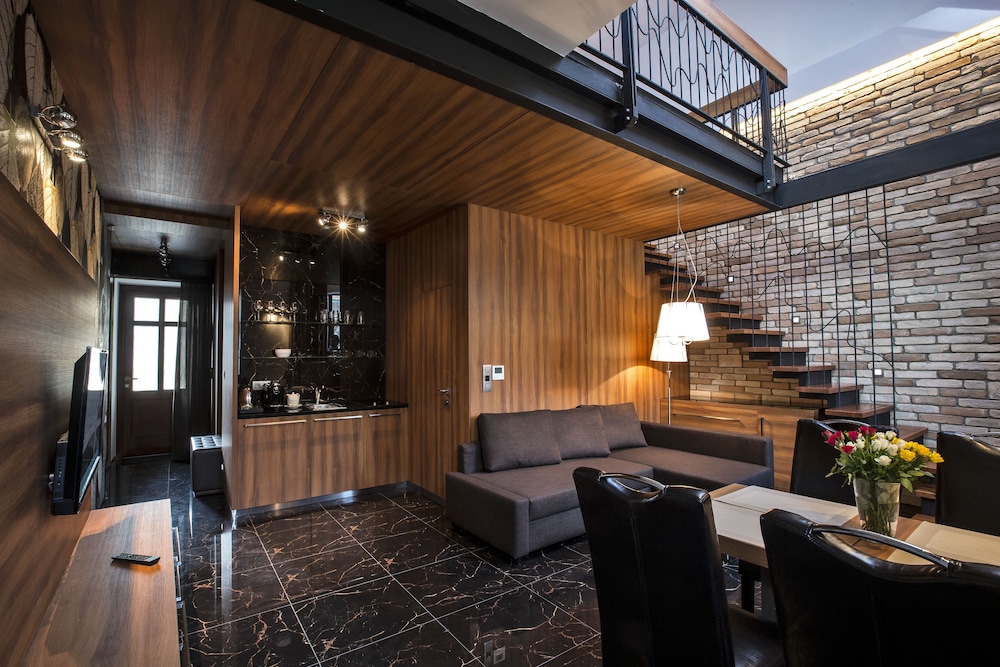 Deluxe Suite, City View photo 2