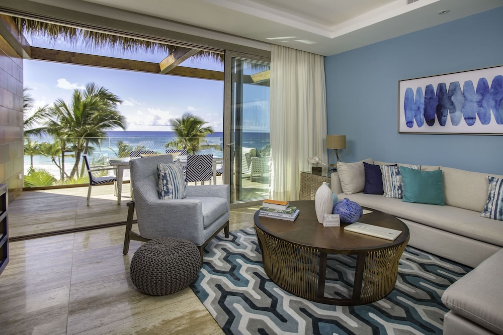 One Bedroom Ocean View Suite.