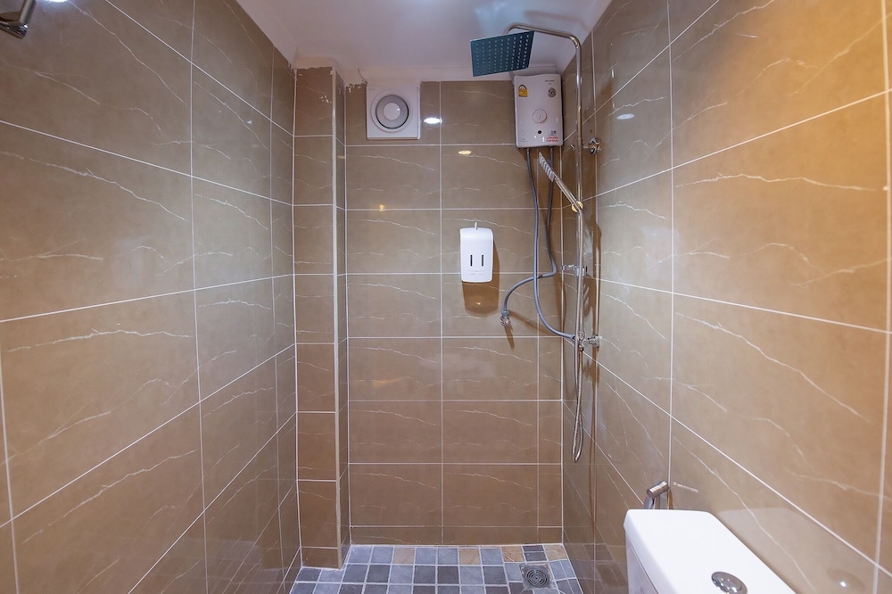 Deluxe Twin Room, Non Smoking, City View photo 3