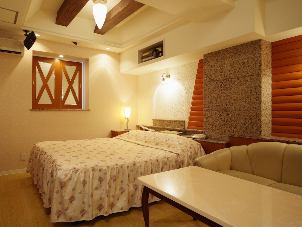 Standard Room, 1 King Bed (Couples Hotel) photo 2