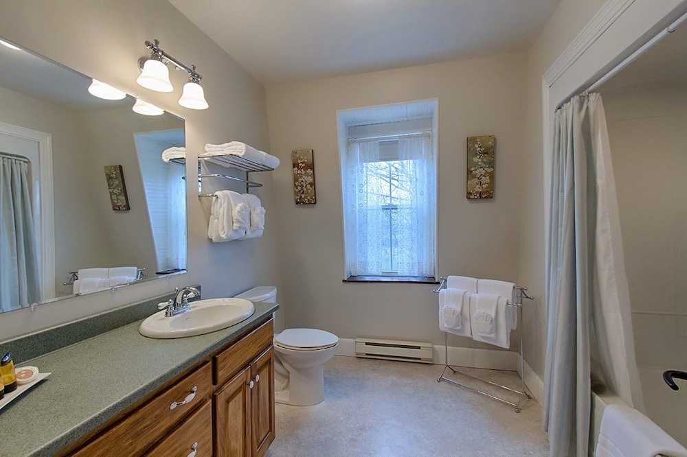 Grand House, 3 Bedrooms photo 3