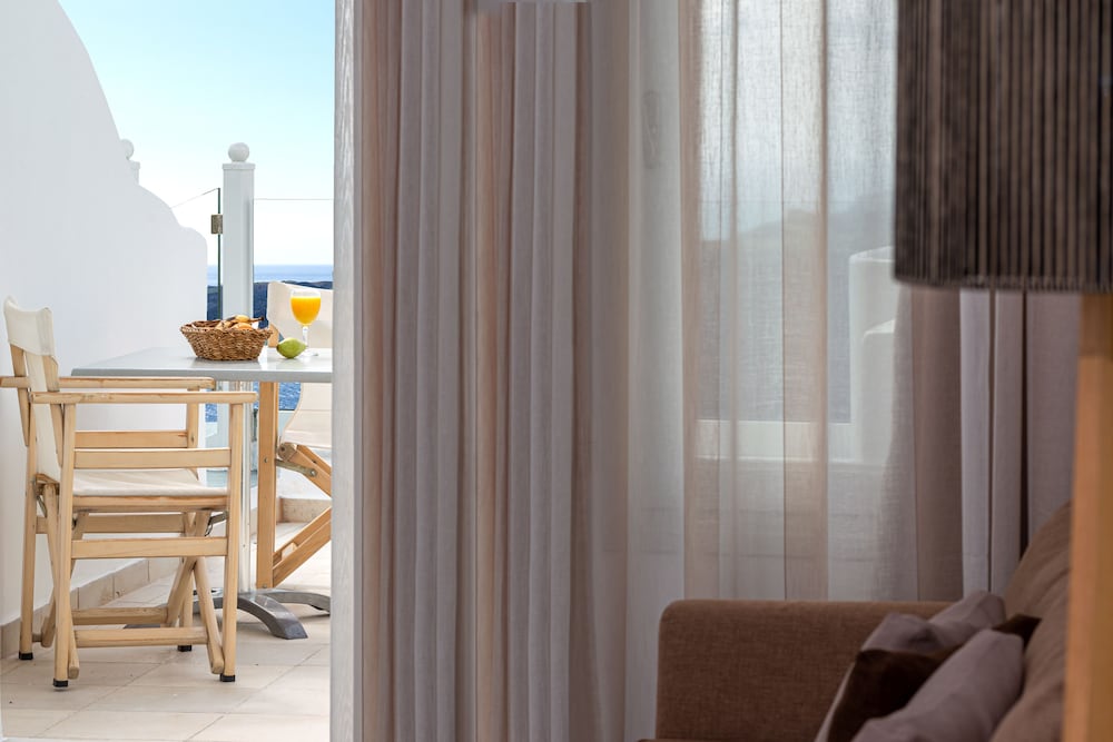 Emerald Suite - Photo 14