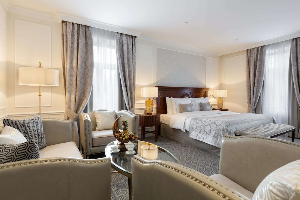 Junior Double Room, 1 King Bed
