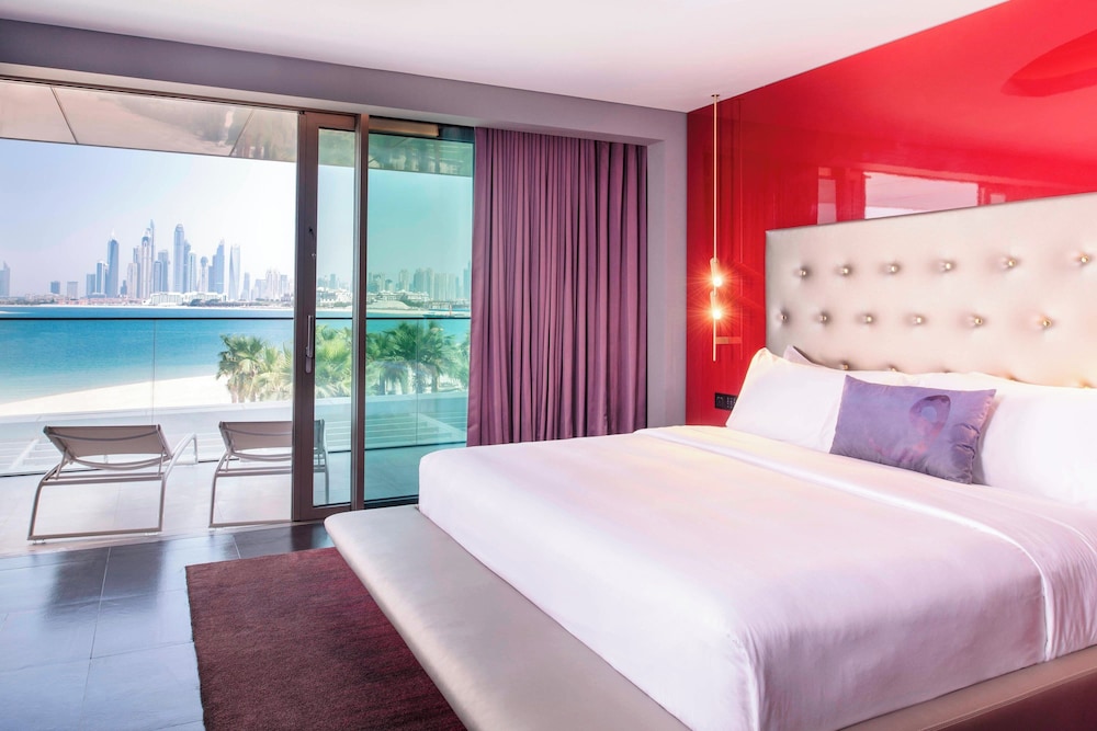 Fantastic Suite, 1 Bedroom Suite, 1 King, Ocean View, Balcony