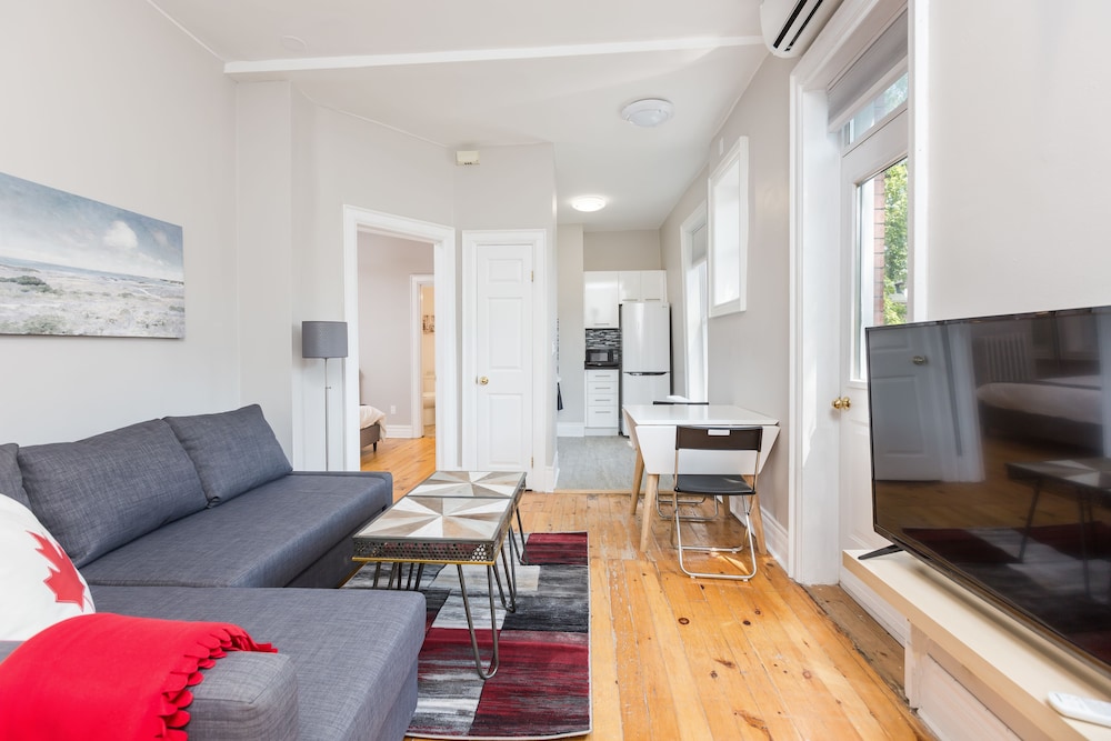 Executive Loft, 1 Queen Bed with Sofa bed, Ground Floor