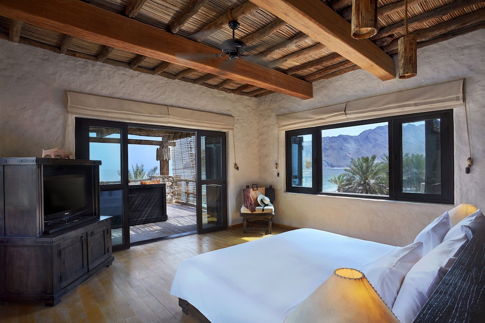 Villa, 3 Bedrooms (Beachfront Retreat)