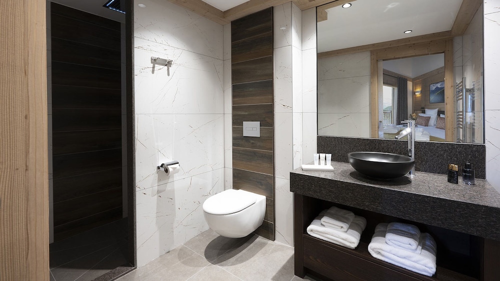 Apartment (Suite) photo 2