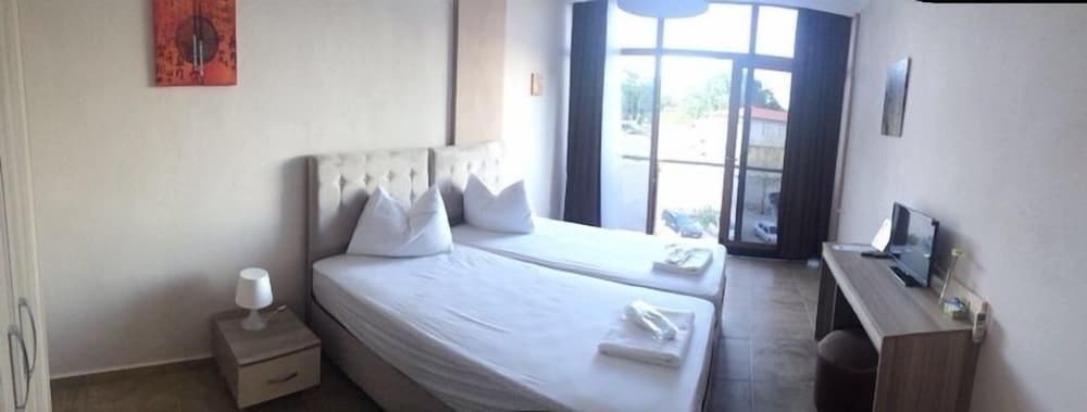Deluxe Double or Twin Room, Sea View