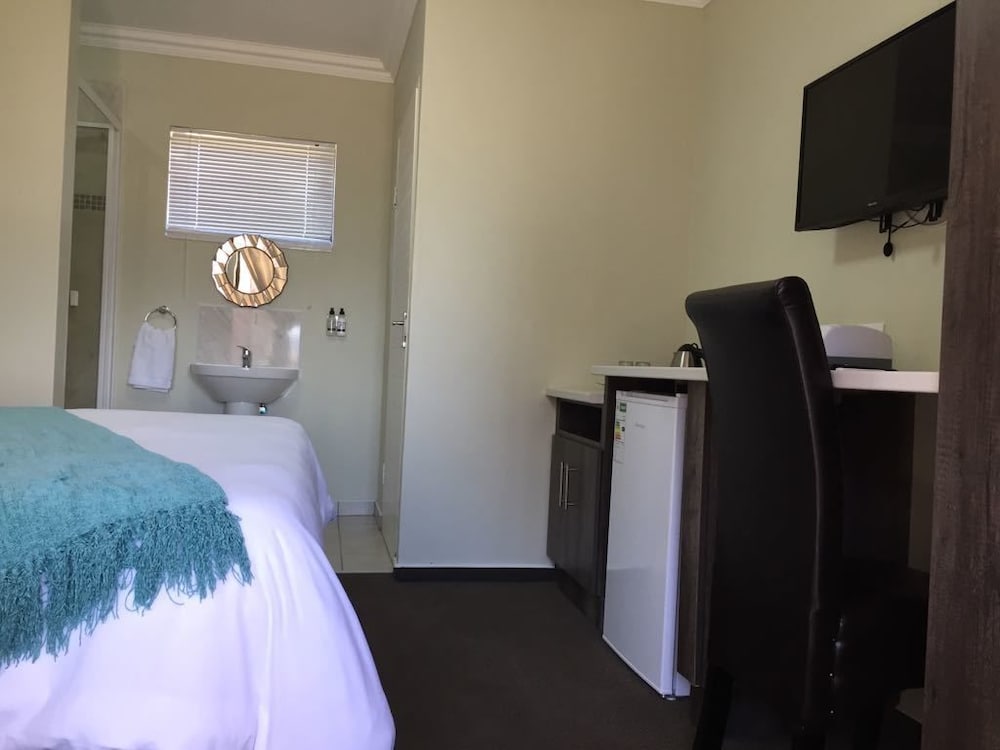 Deluxe Double Room photo 2
