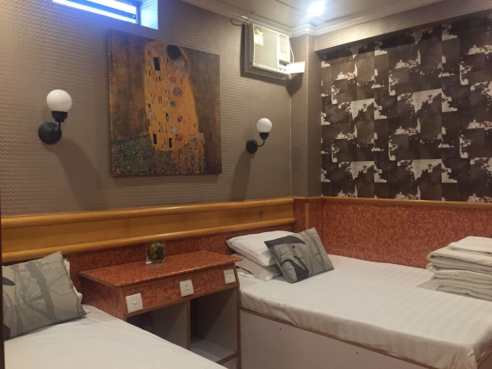 Economy Room photo 2