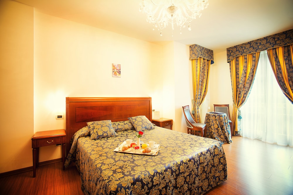 Superior Triple Room photo 1