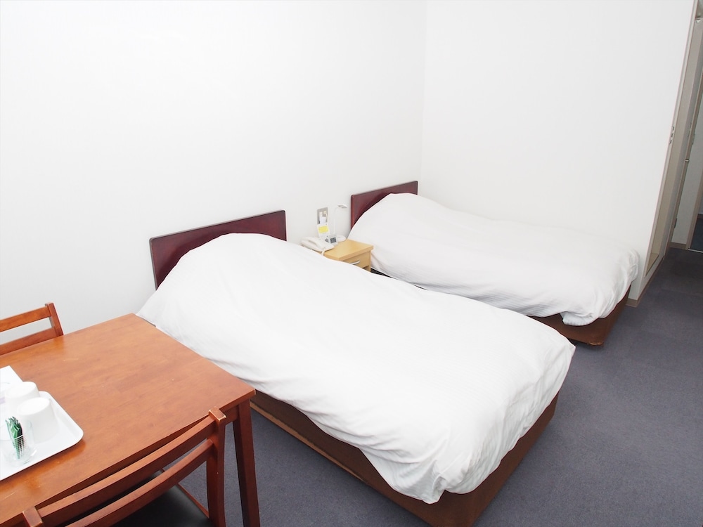 Twin Room, Non Smoking photo 3