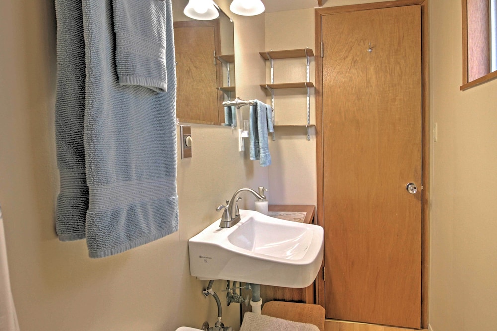 House (2 Bedrooms) photo 2