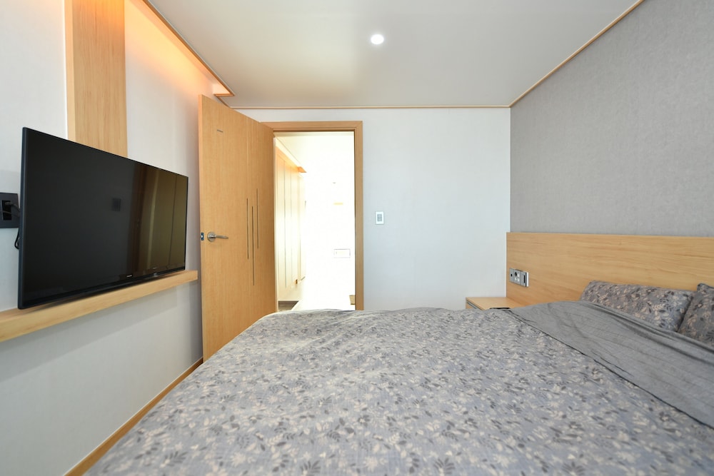 House (15py) photo 2