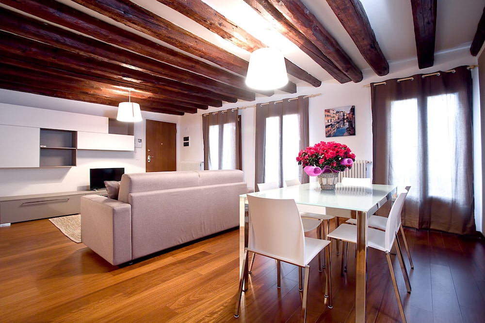 Apartment, 1 Bedroom, Accessible photo 1
