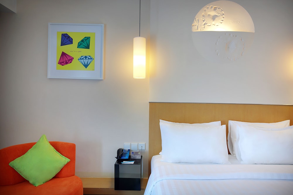 Superior Room, 1 King Bed - Photo 2