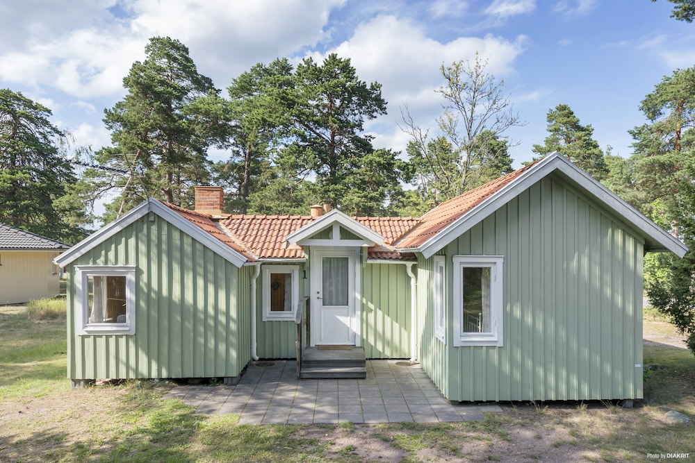 Holiday Home 1 (Excluding Towels, Sheets, Cleaning) photo 1