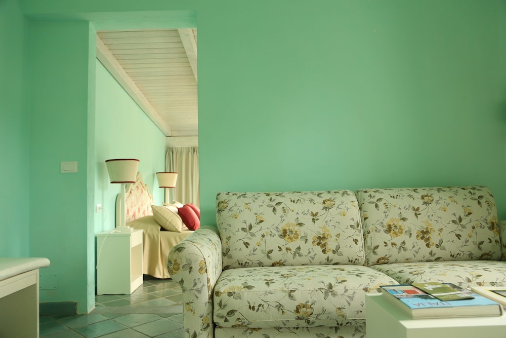 Superior Quadruple Room photo 3