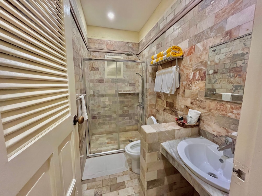 Standard Room - Photo 5