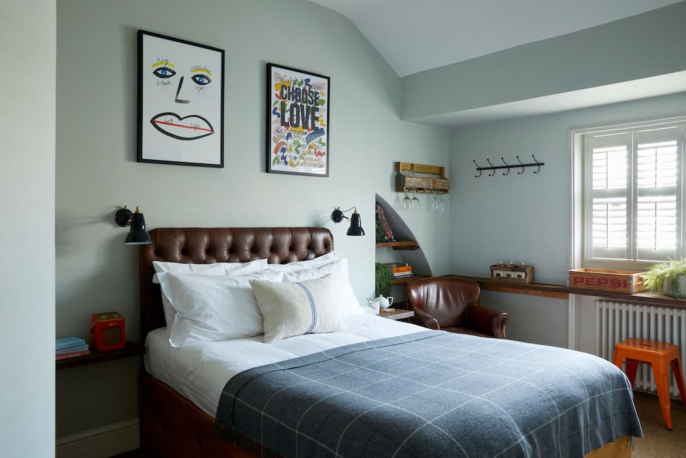 Double Room - Photo 2