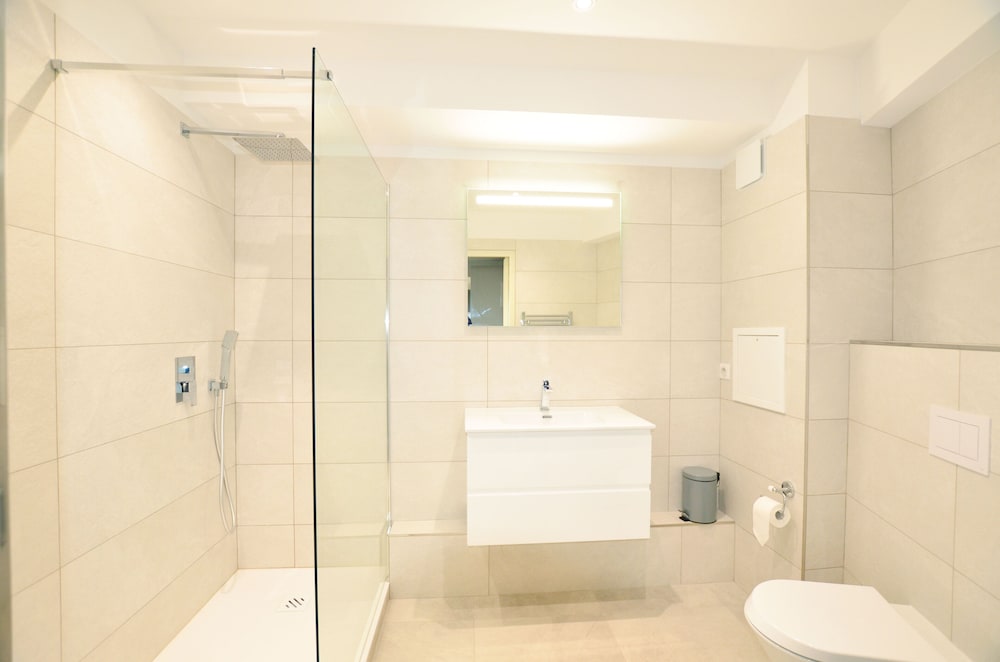 Apartment - Photo 3