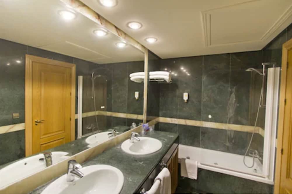 Suite, Terrace, Sea View (2 pax) - Photo 14