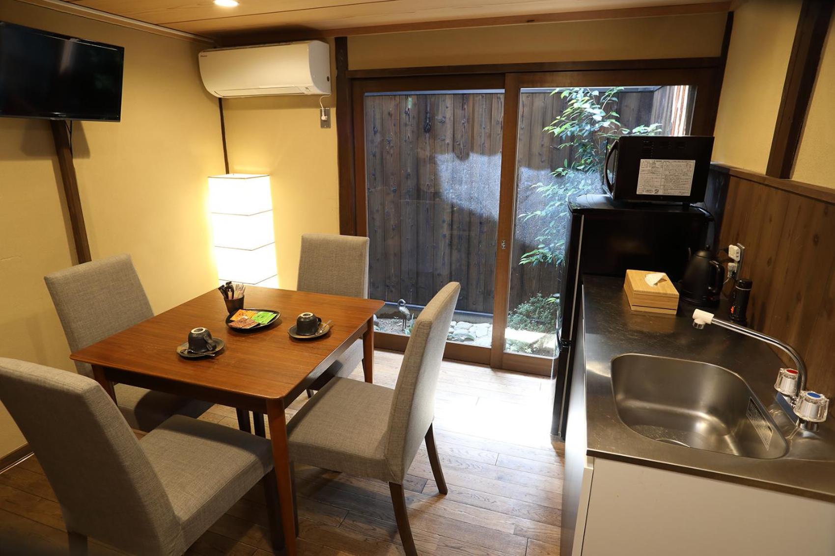 Quadruple Room - Photo 1