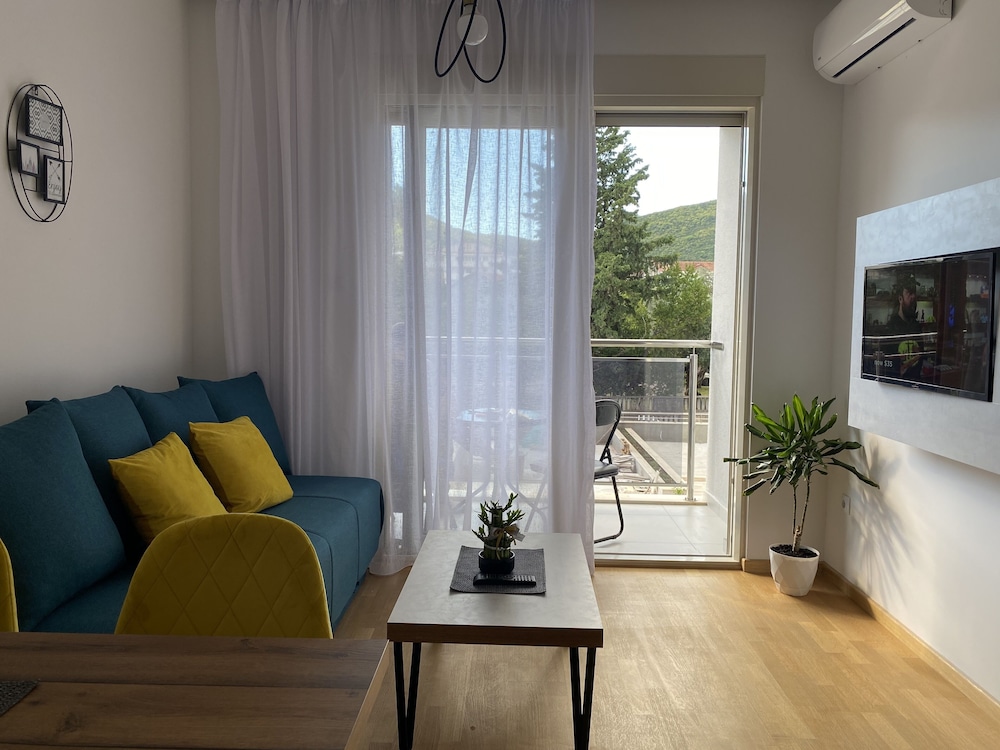 Basic Apartment