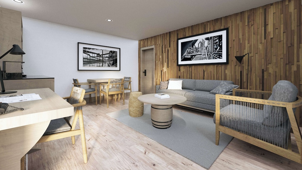 Luxury Room, 1 King Bed, Accessible (Hearing) - Photo 4