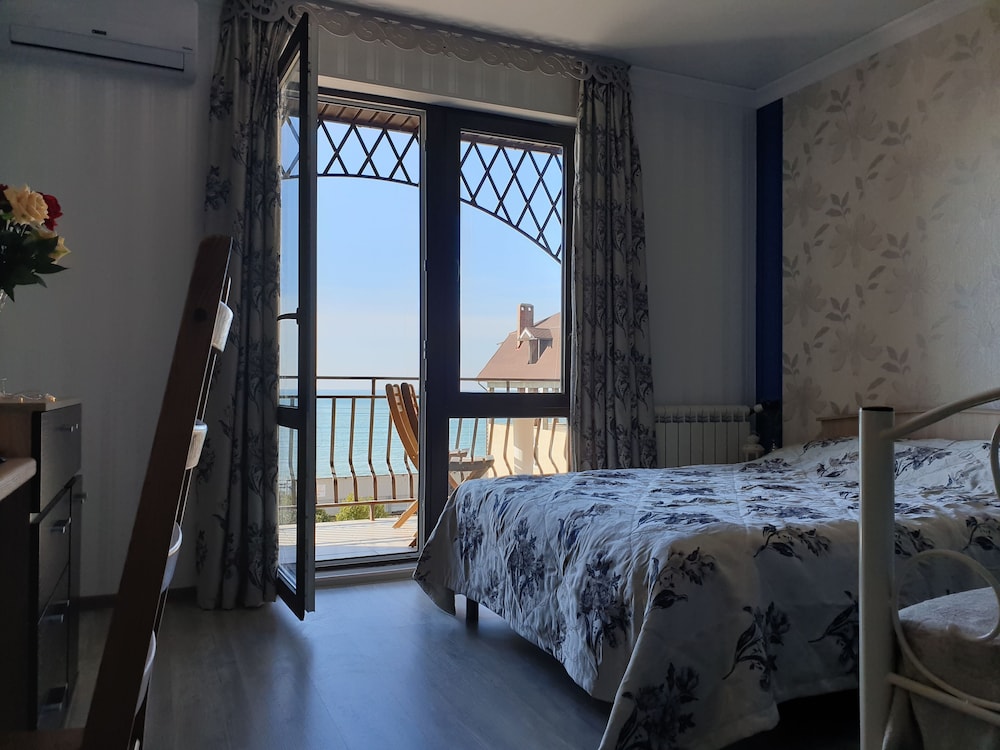 Deluxe Triple Room photo 1