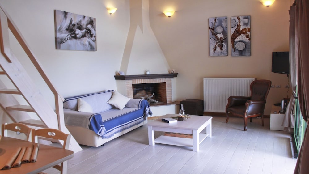 Villa (Mirothea) photo 2