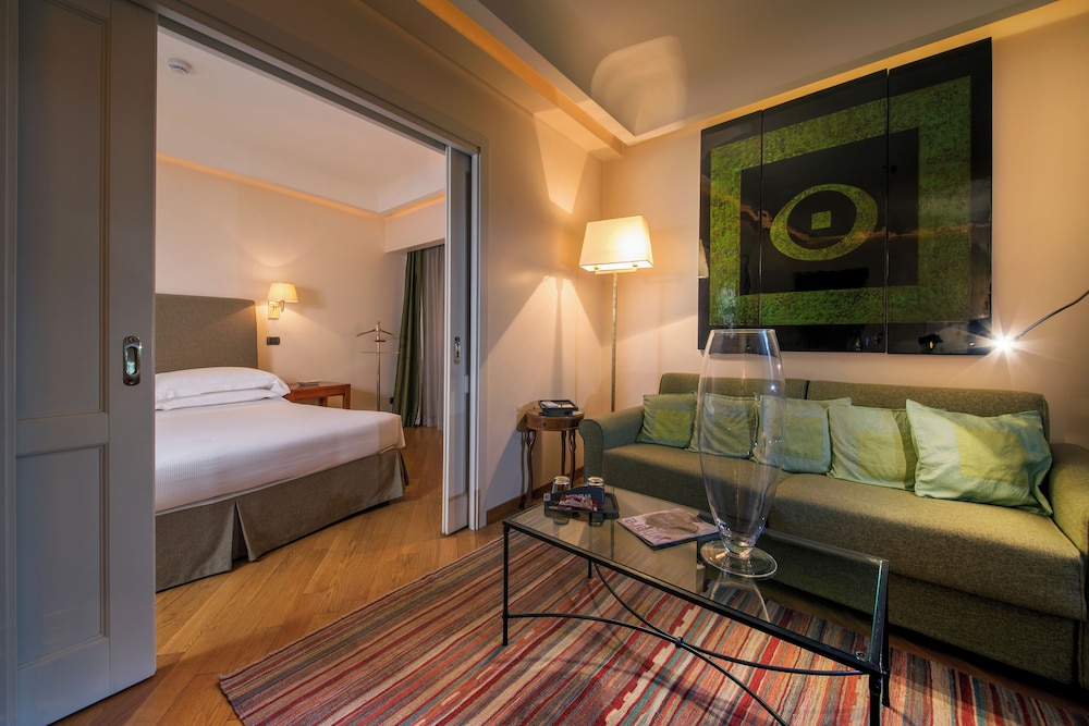 Suite photo 1